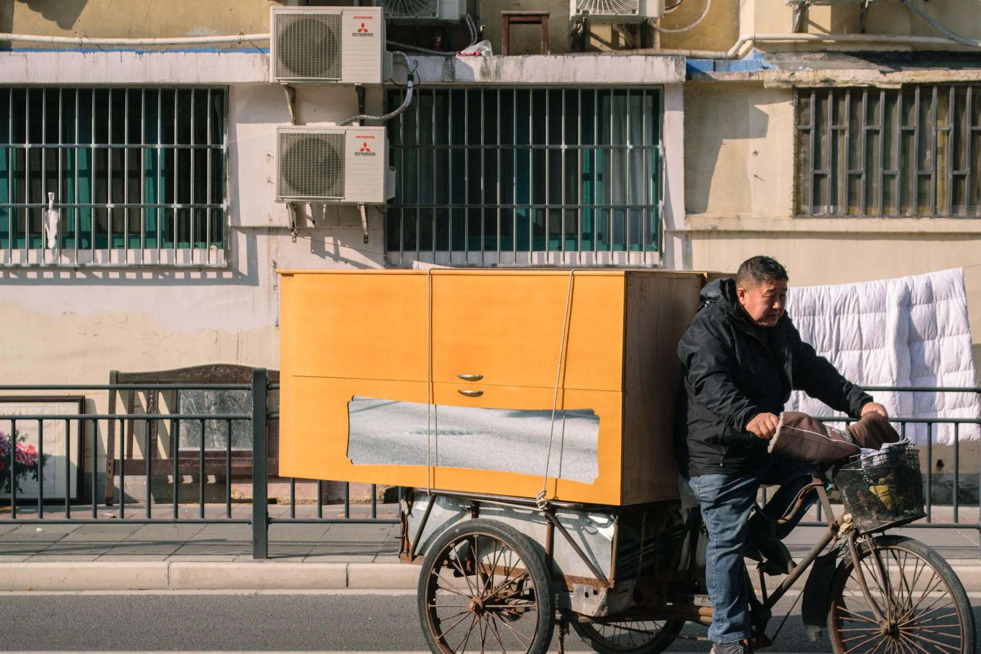 Anecdotes of a Flaneur in Shanghai photograph 19