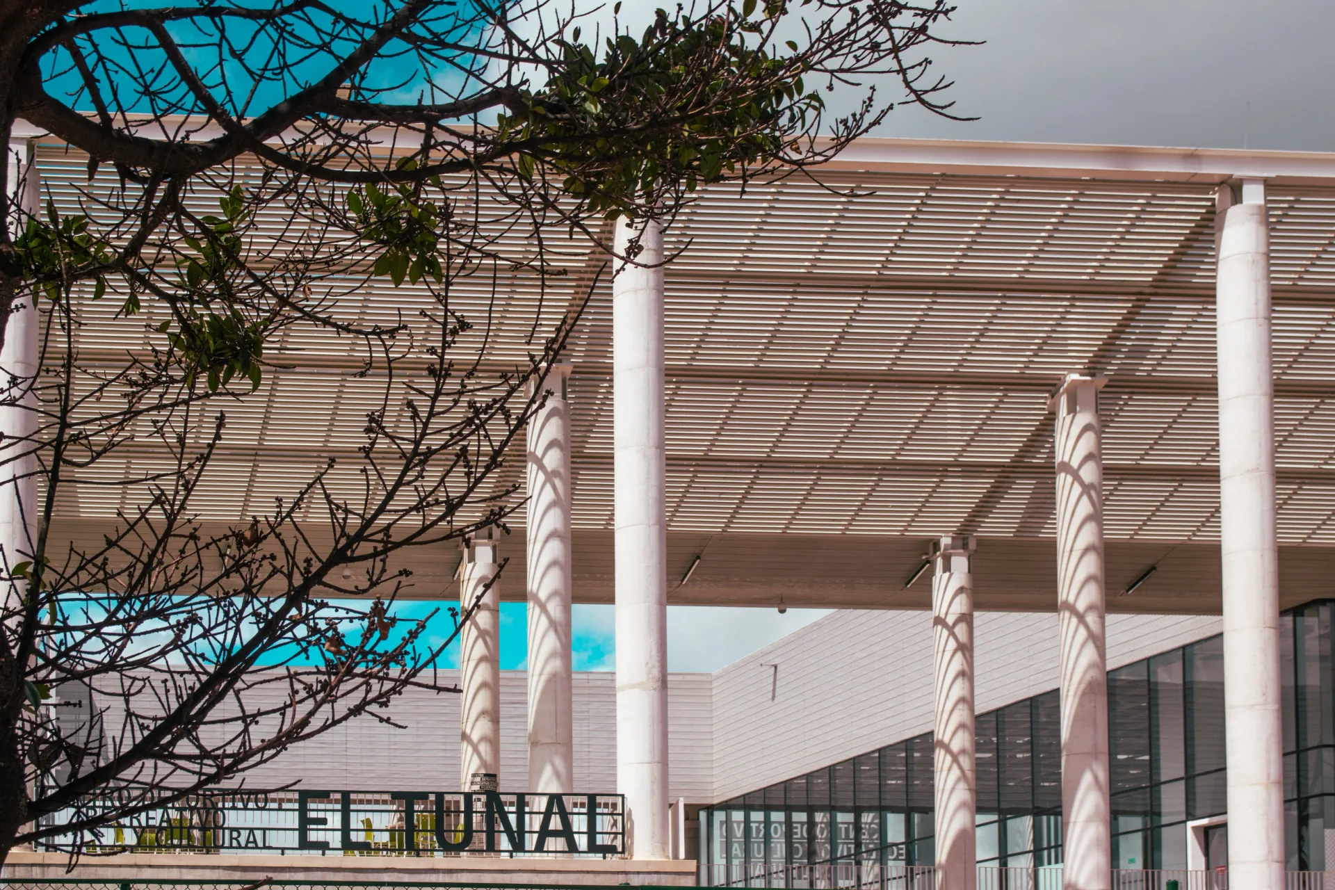 El Tunal Sports Center photograph 1